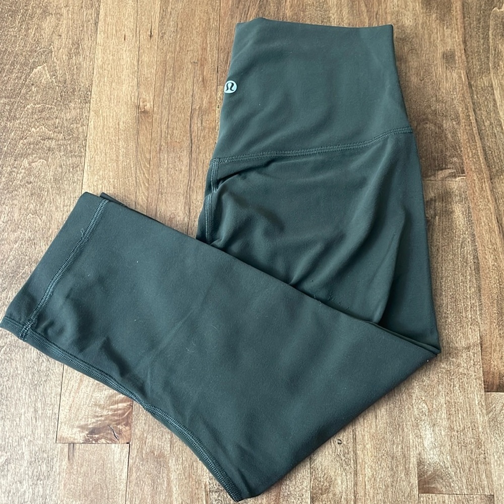 Lululemon Cropped Leggings